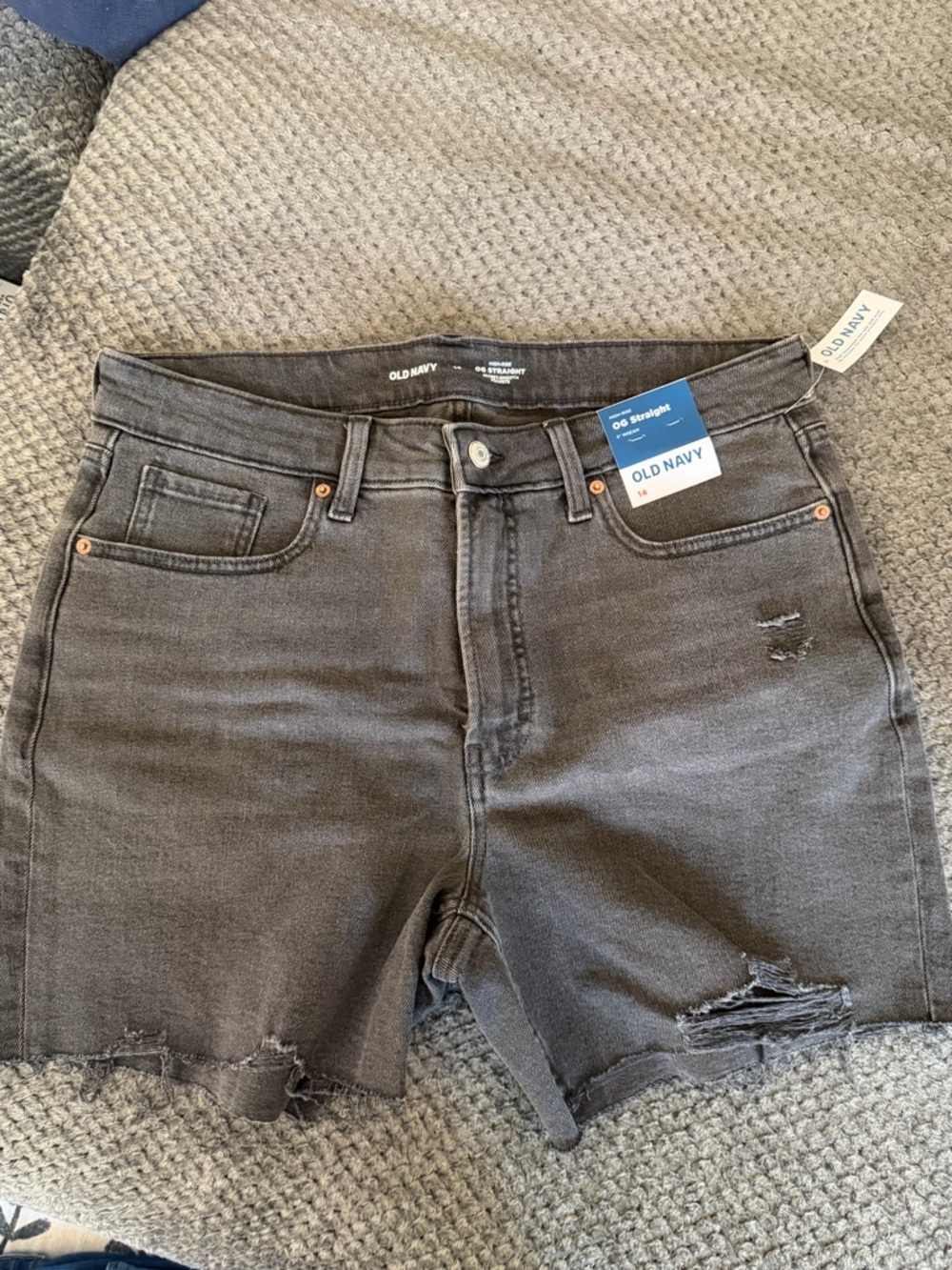 Old Navy OG Straight 5” Inseam Shorts